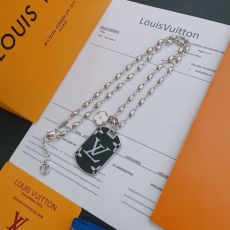 Louis Vuitton Necklaces